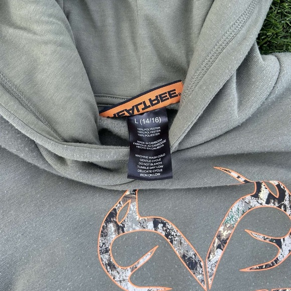 RealTree hoodie - Picture 3 of 3
